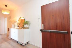 Moderne 3-Zimmer-Wohnung mit 2 Balkonen & Seeblick in Hamburg-Wandsbek – 22041 Hamburg – Vorschaubild 9