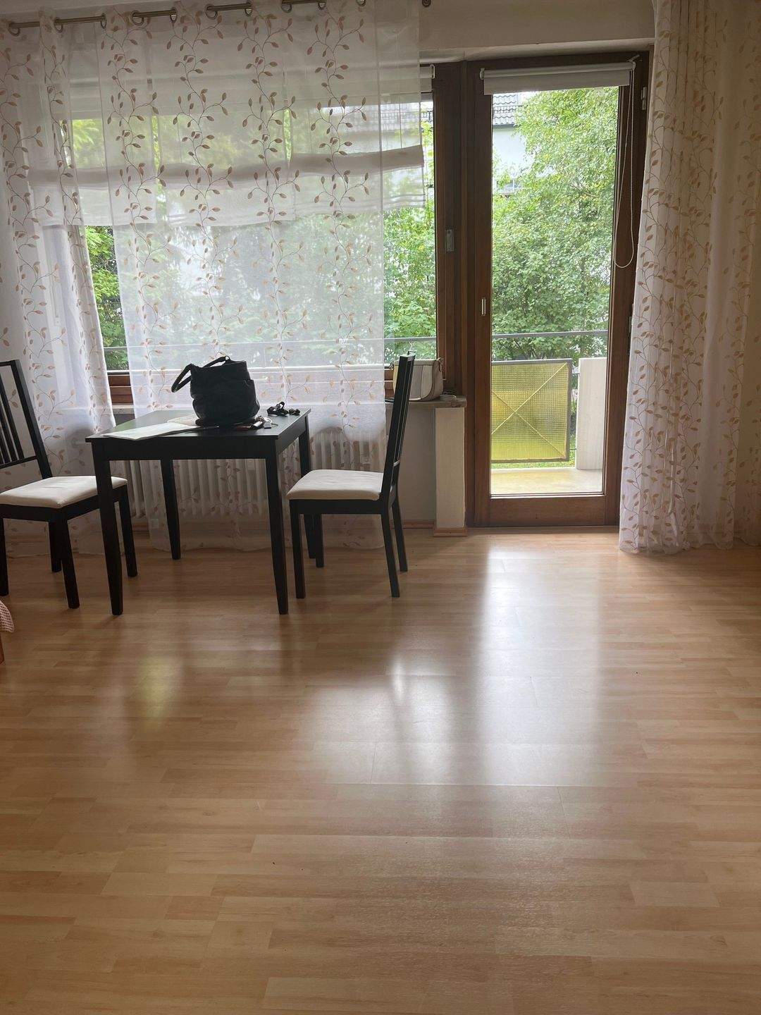 Helle 1 Zimmer DG Wohnung – München – Vorschaubild 5