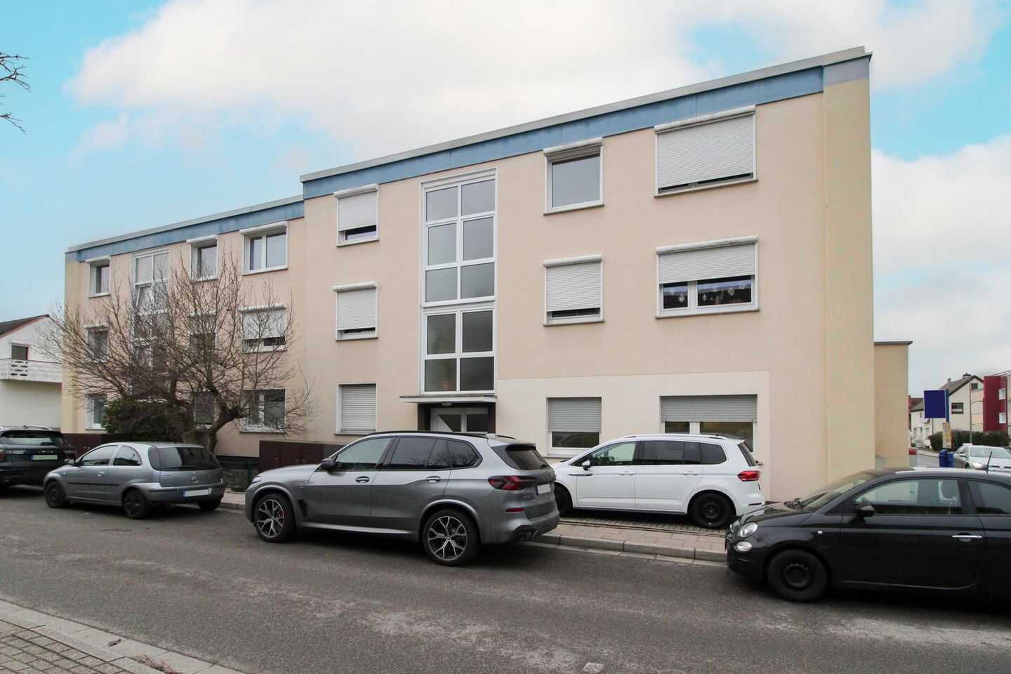 Gepflegte Wohnung mit Balkon in begehrter Lage von Essen-Burgaltendorf – Essen – Bild 1 von 9