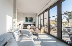 Sommer im eigenen Zuhause: Erstklassiger Neubau mit zwei Rooftops. – 22085 Hamburg – Vorschaubild 1
