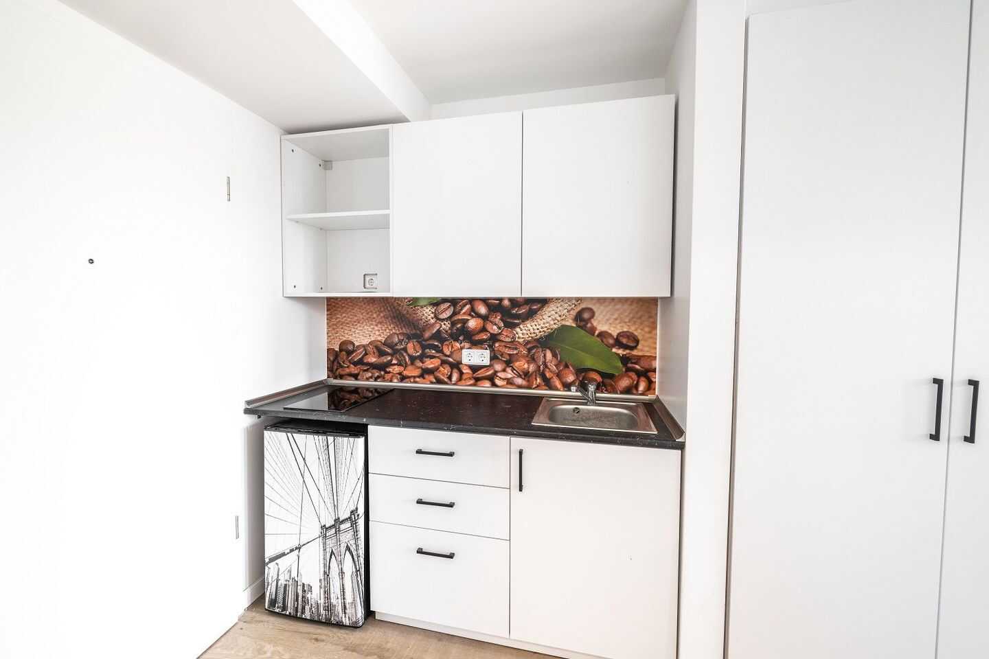 Helle, möbilierte 1-Zimmer Wohnung in der Deichstraße Bremerhaven (nahe Hochschule) 520€ Pauschalmiete – Bremerhaven – Vorschaubild 4