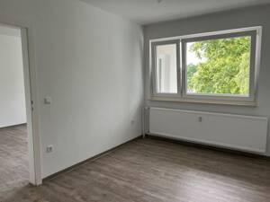 Renovierte 2-Zimmer-Wohnung – 28325 Bremen – Vorschaubild 2