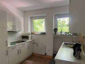 3,5 Raum Wohnung für 3 Personen im 1.OG mit EBK – 46047 Oberhausen – Vorschaubild 2
