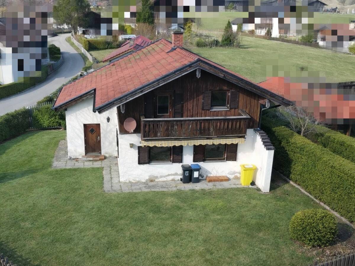 Sanierungsbedürftiges Haus in Unterammergau mit traumhaftem Gebirgsblick