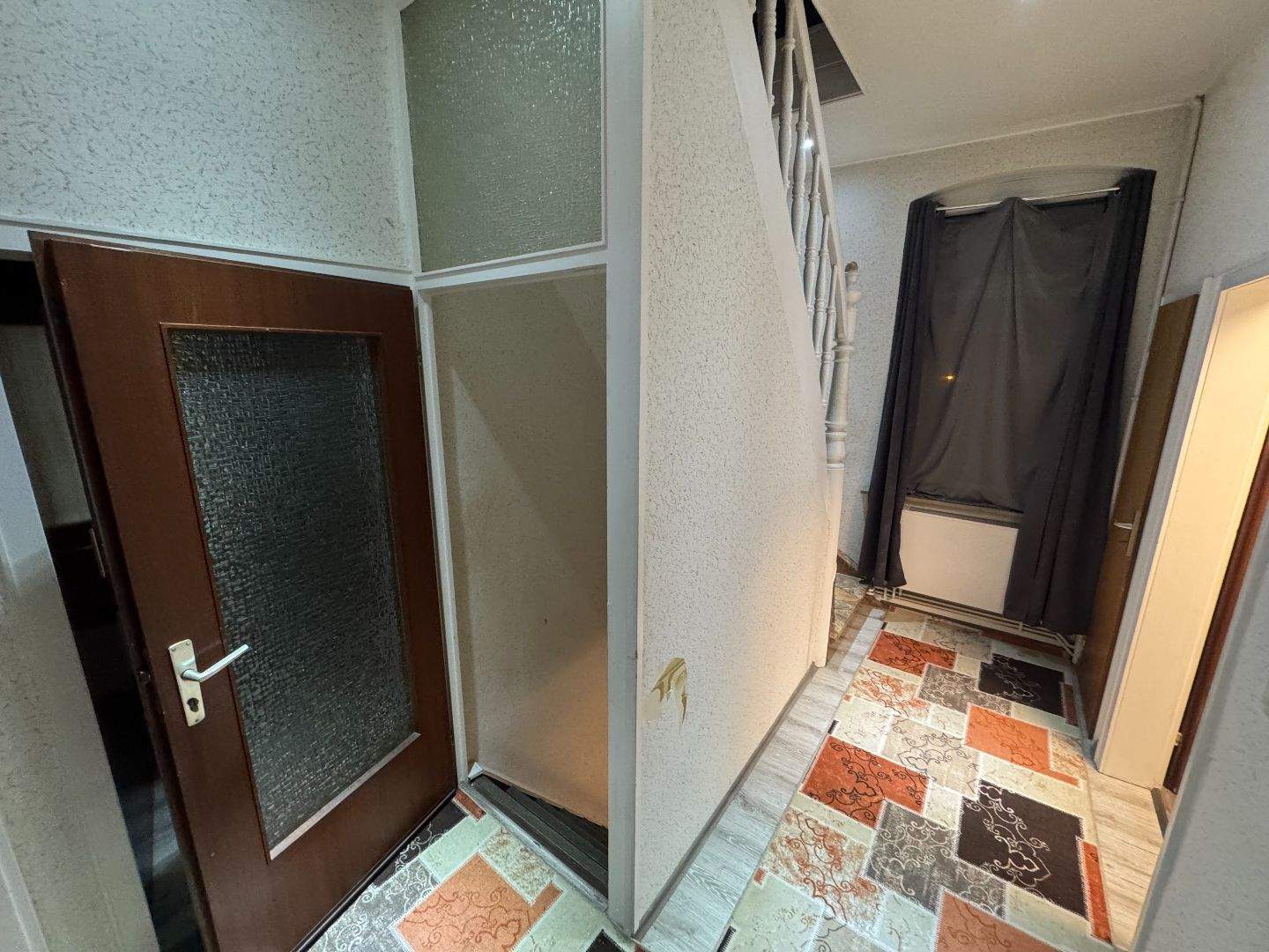 Attraktives Mehrfamilienhaus mit 3 Wohneinheiten im Zentrum von Peine – Peine – Vorschaubild 9