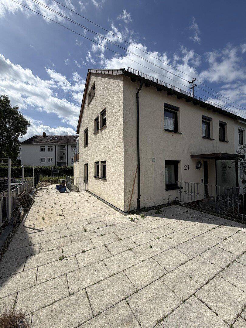 Ein- oder Zweifamilien Haus mit 6,5 Zimmern in Waiblingen – Waiblingen – Vorschaubild 3