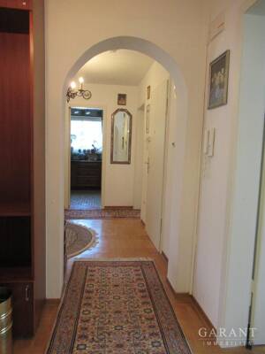 Attraktive 4 Zimmer-Wohnung in Stuttgart-Heslach - Süd-/West-Ausrichtung! – 70199 Stuttgart – Vorschaubild 1