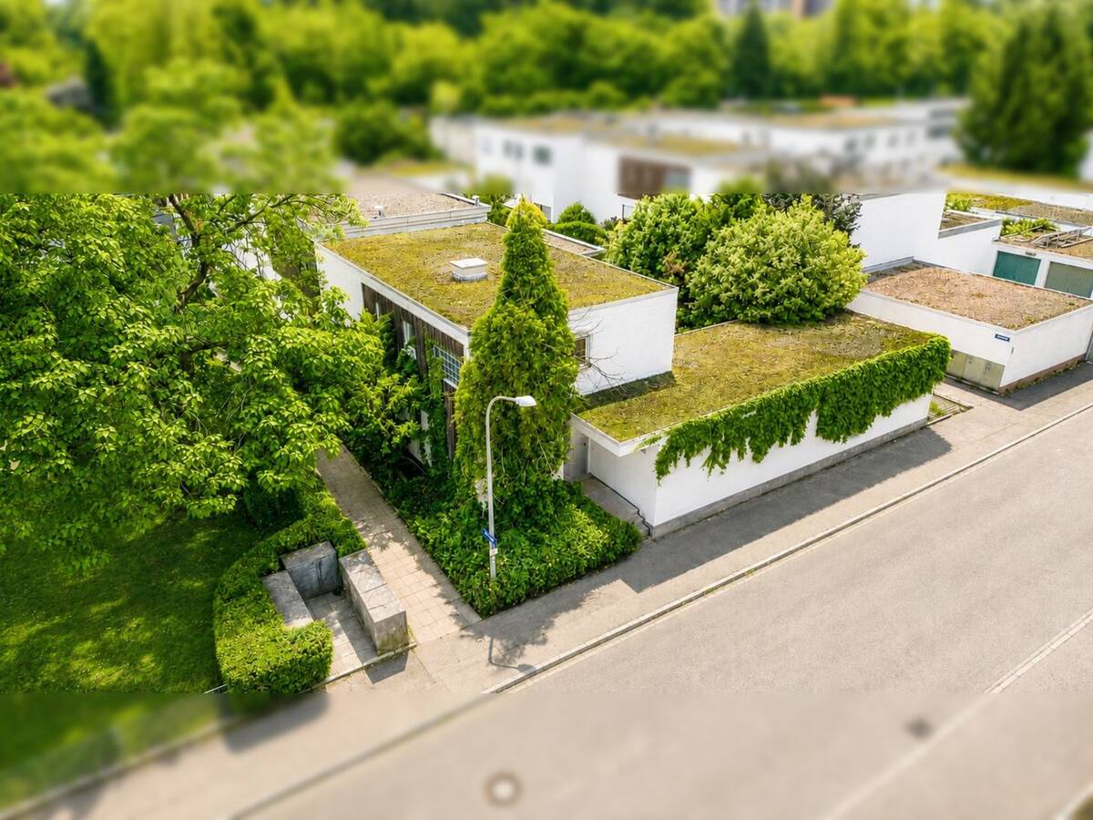Ein Zuhause mit Rückzugsort – großzügiges Wohnhaus mit Innengarten, Garage & Stellplatz – 89079 Ulm – Bild 1 von 9