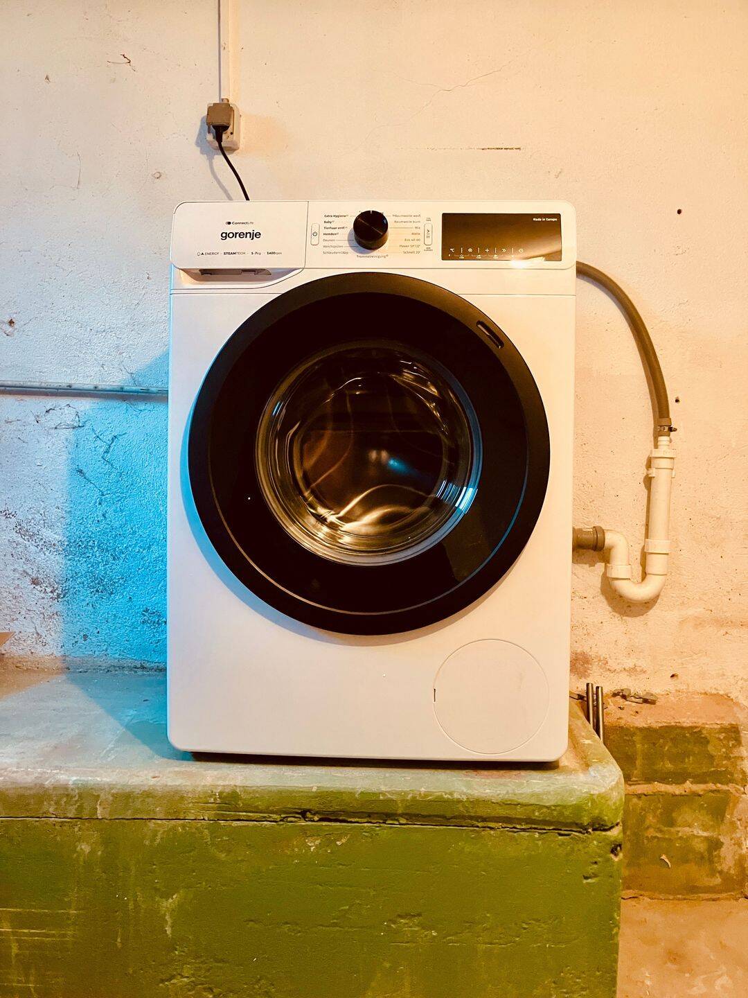 Möblierte 1 Raumwohnung mit Stellplatz in der KTV in der Nähe vom Dobi – Rostock – Vorschaubild 2