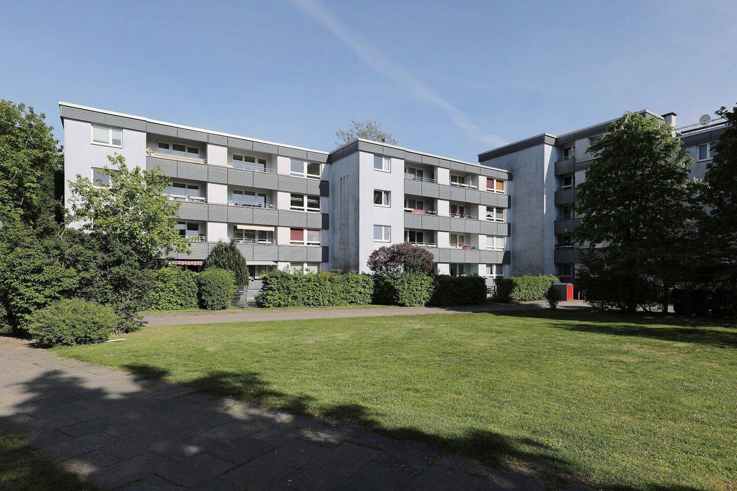 Familien aufgepasst: große Wohnung sucht Bewohner // 3.OG , rechts – Wolfsburg – Vorschaubild 3