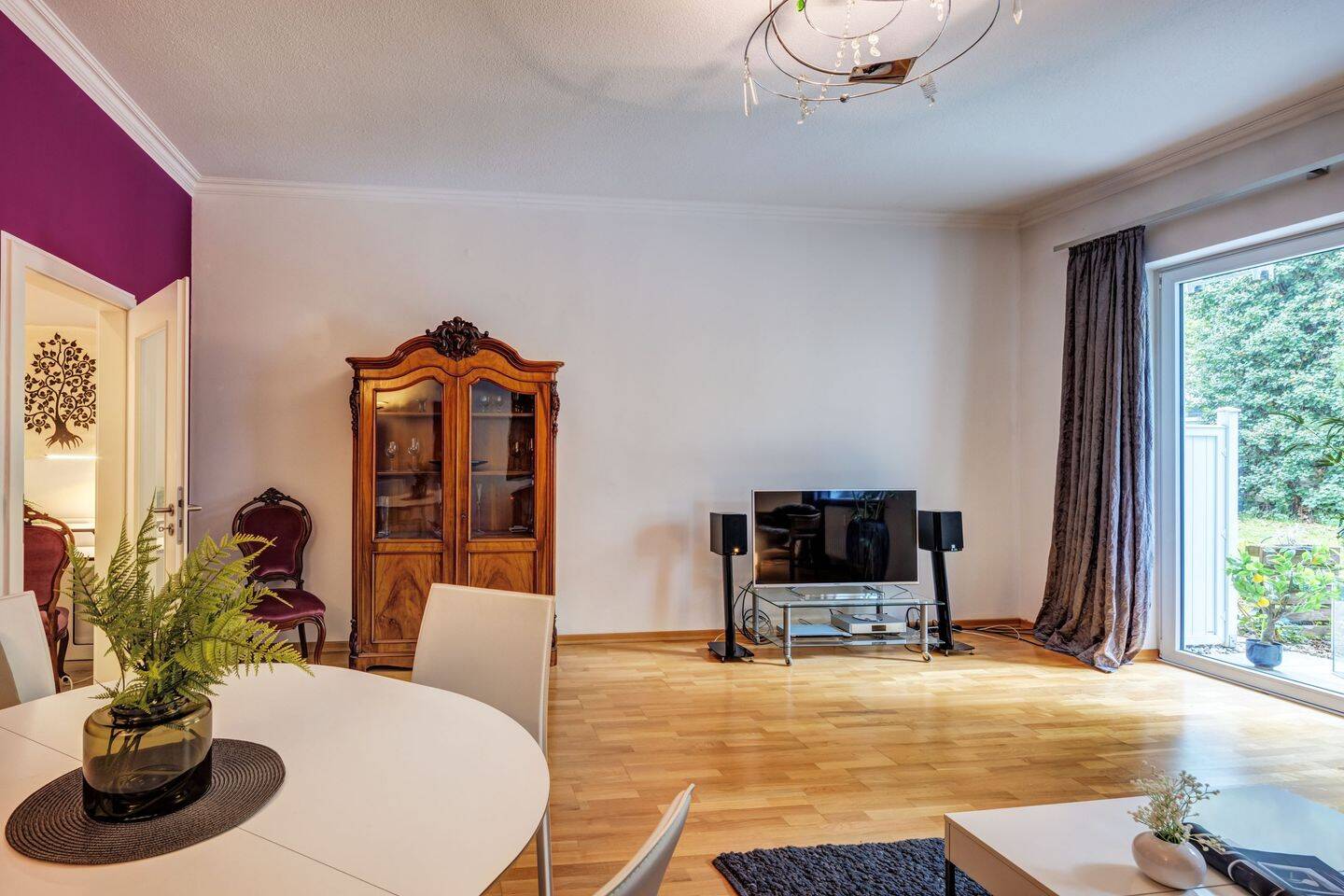 Schwabing-West: 2-Zimmer Wohnung mit Südterrasse - frei – München – Vorschaubild 3