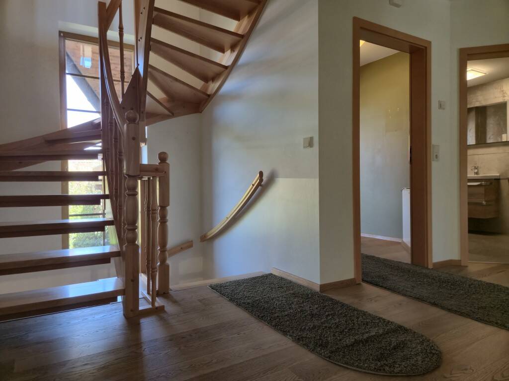 Eleganz trifft Großzügigkeit - Exklusives Familiendomizil mit Einliegerwohnung – Erfurt – Vorschaubild 6