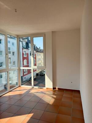 Wohnungsberechtigungsschein benötigt! Renovierte Etagenwohnung am Steinberg! – 42855 Remscheid – Vorschaubild 4