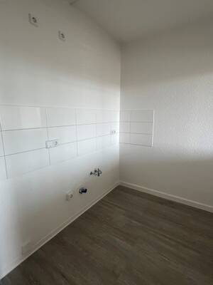 Sanierte 3-Raum-Wohnung ab September 2026! – 1277 Dresden – Vorschaubild 7