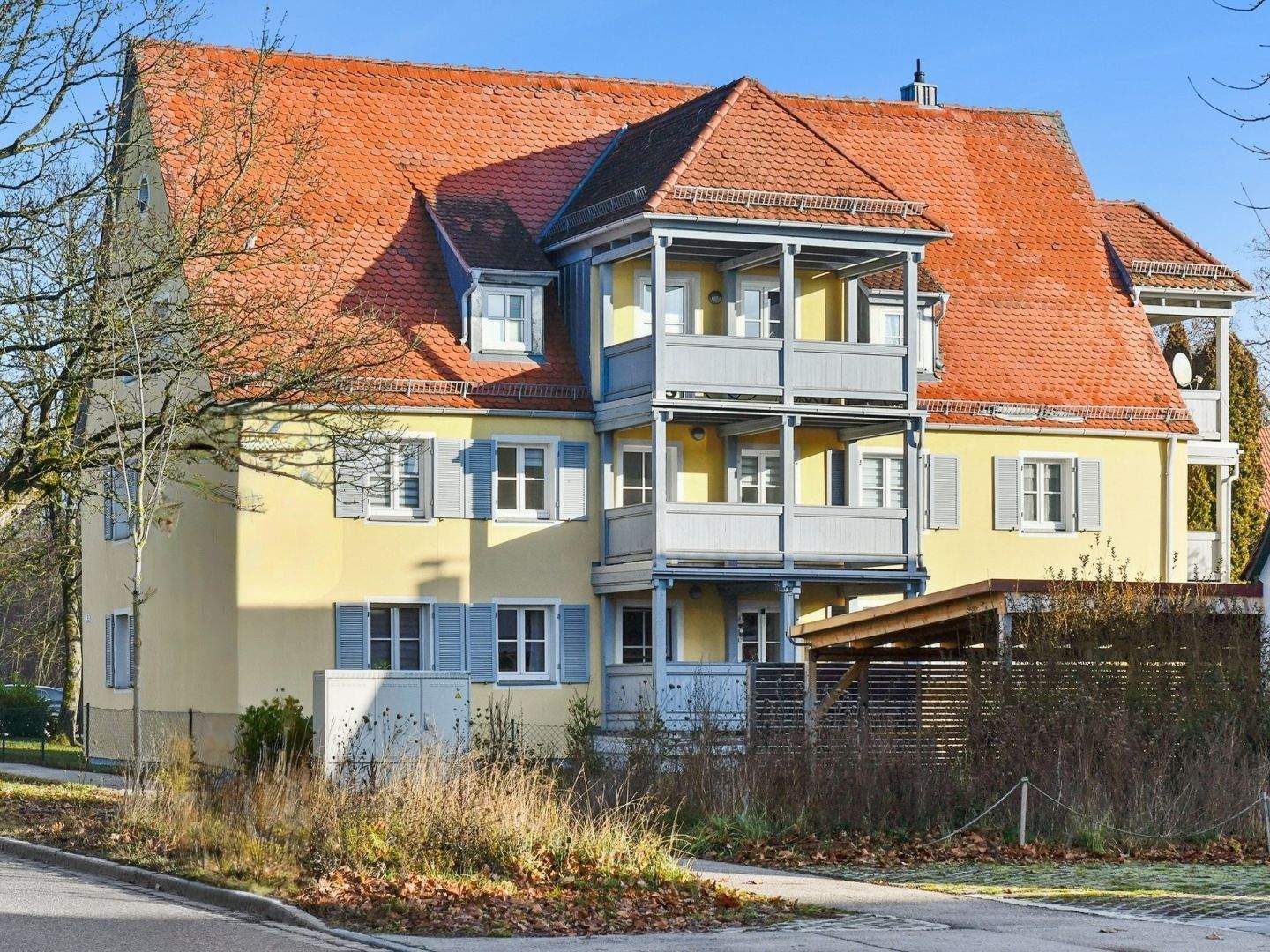 Attraktives Mehrfamilienhaus mit 6 Einheiten - Top Kapitalanlage in Ansbach – Ansbach – Bild 1 von 9