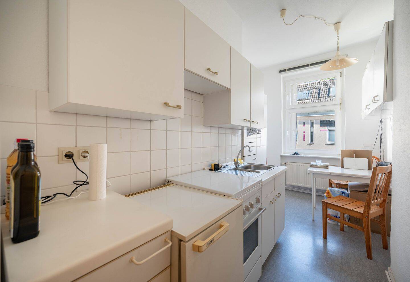 ?? Wir freuen uns auf Ihr Gebot - Eigenbedarf möglich: vermietetes 1 Zi Studio im ruhigen Hinterhof – Berlin – Vorschaubild 4