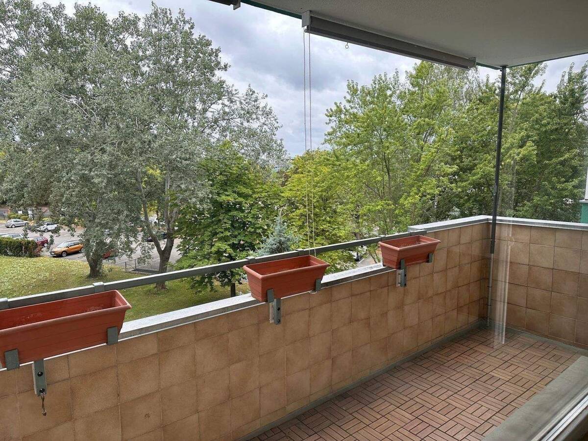Sonnige 3-Zimmer-Wohnung mit Balkon und freundlichem Wohnambiente – 12277 Berlin – Bild 1 von 9