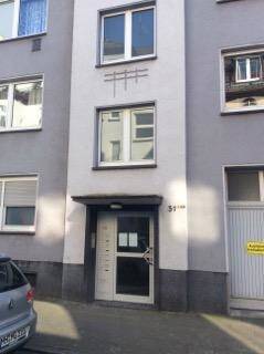 2-Zimmer-Wohnung mit Balkon und Einbauküche!