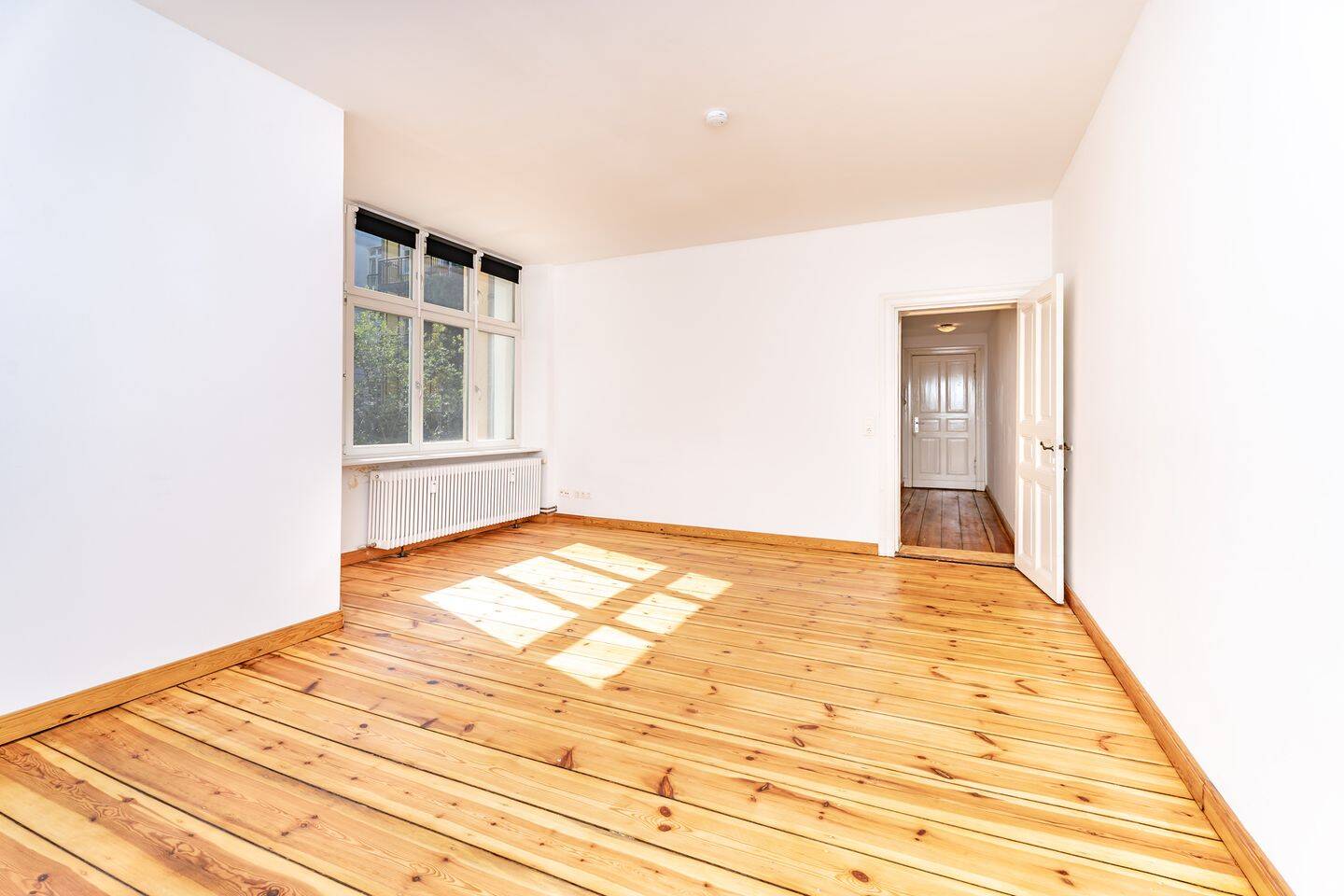 Kollwitzkiez: Ruhig gelegene 2-Zimmer-Altbauwohnung mit Balkon – Berlin – Vorschaubild 6
