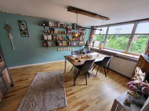 Gepfl. 3-Zi. Maisonette-Wohnung (2 Einheiten) mit Kamin, Balkon, Garten, Stellpl. in HL-St. Gertrud – 23566 Lübeck – Vorschaubild 8