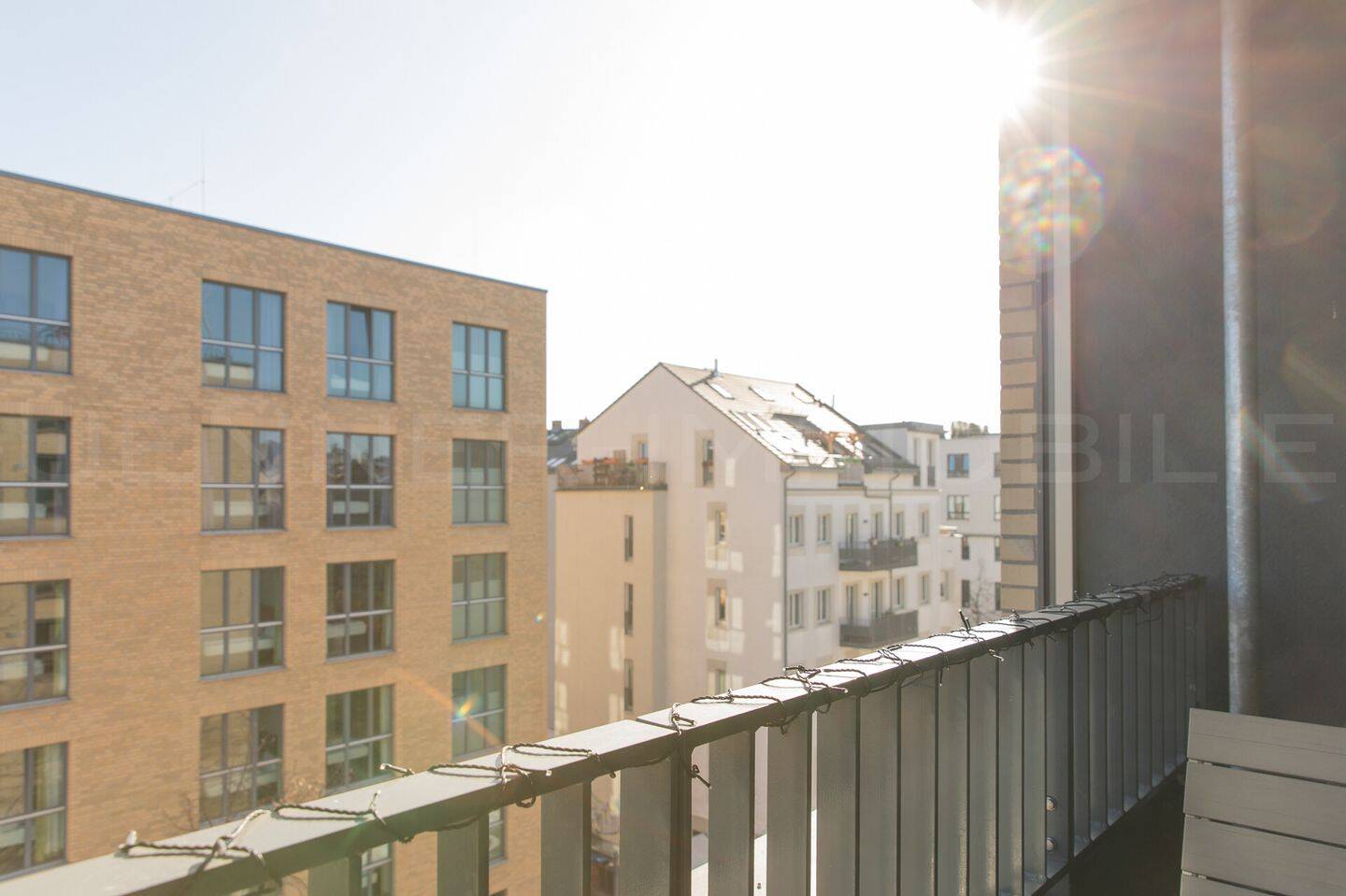Wunderbar helle 3 Raumwohnung mit Blick auf den Mauerpark zu verkaufen! – Berlin – Vorschaubild 8