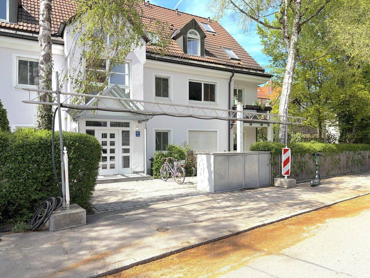 Exklusive Gartenwohnung in Bestlage von München-Pasing - provisionsfrei – 81243 München – Bild 1 von 7