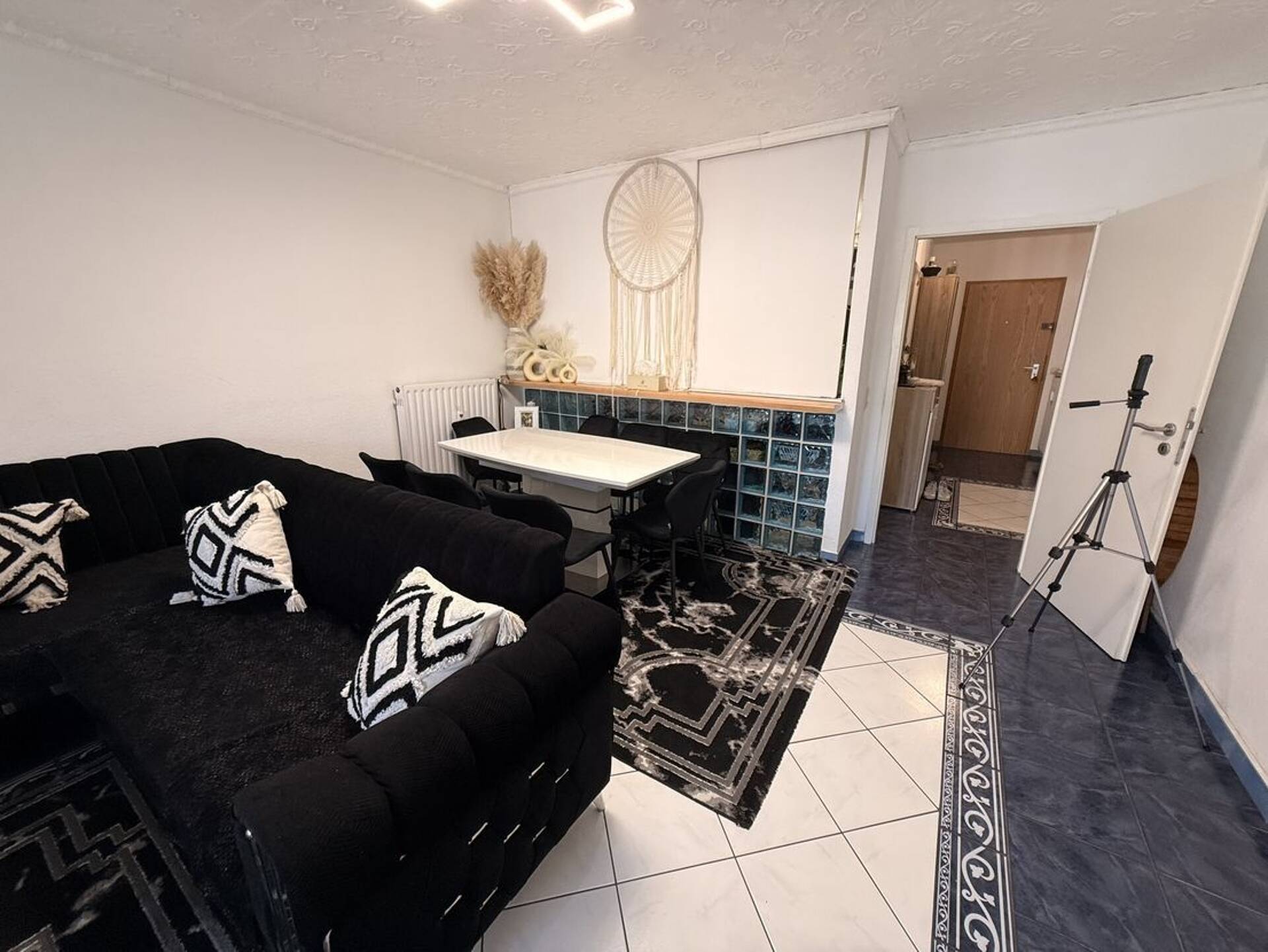 Etagenwohnung in 51067 Köln mit 89 m² kaufen