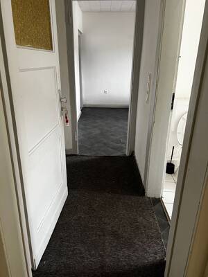 2,5-Zimmer-Wohnung – WG geeignet – sofort frei