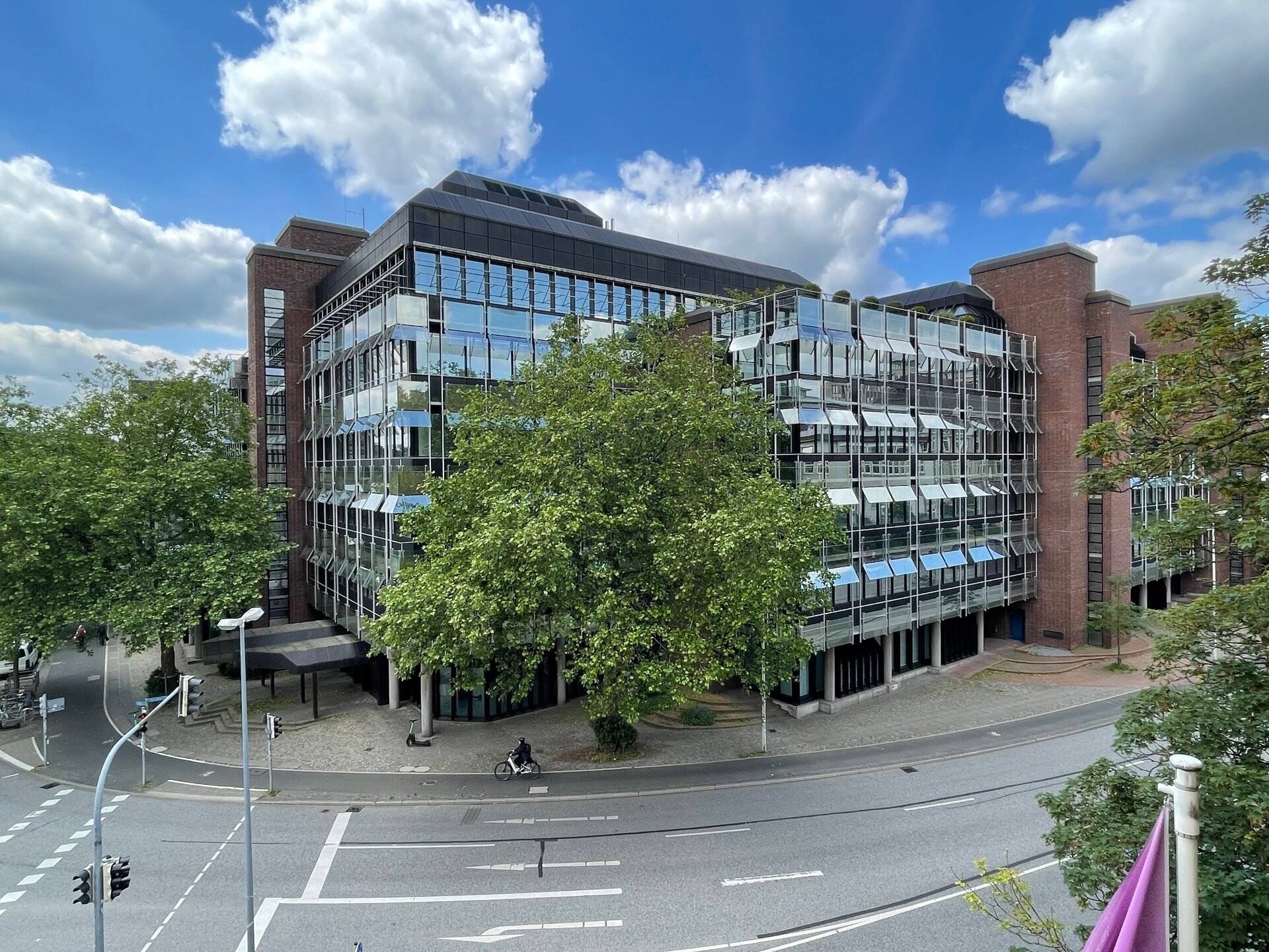 Kiel: Top-Büroflächen auf sechs Etagen - Preis nach Absprache - courtagefrei