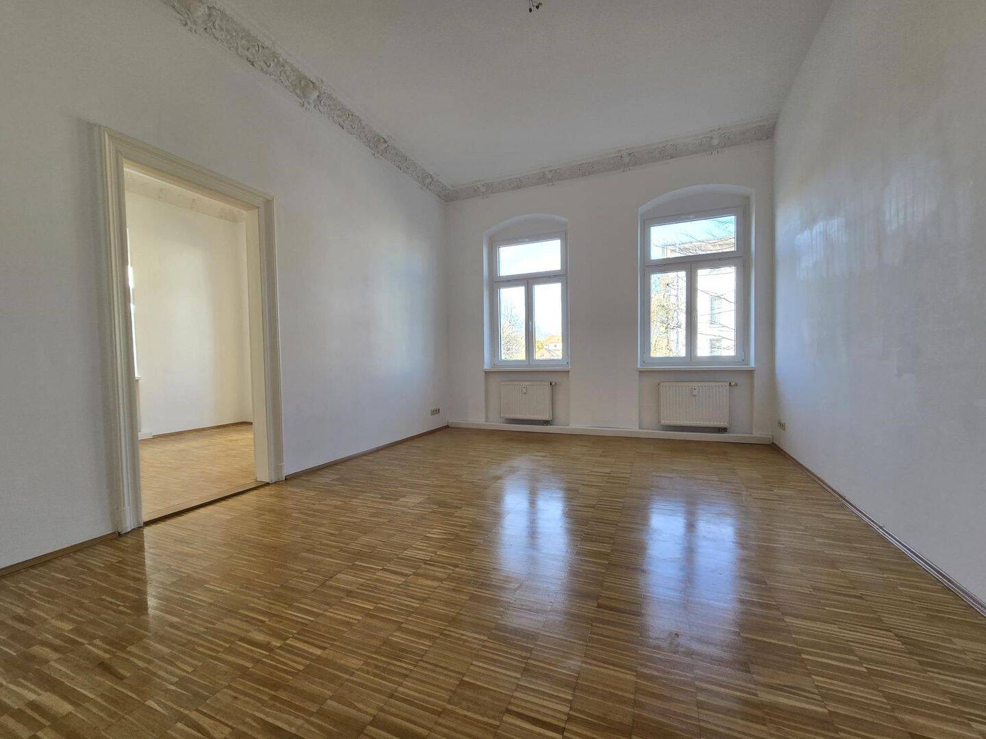 großzügige 3-Zimmerwohnung in ruhiger, sonniger Ost/Süd/West-Lage von Dresden-Plauen zu verkaufen! – Dresden – Vorschaubild 3