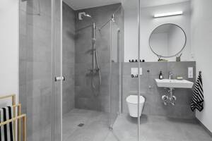 Urban wohnen, grün genießen - moderne 3 Zimmer Wohnung mit Terrasse und offener Küche – 40549 Düsseldorf – Vorschaubild 3