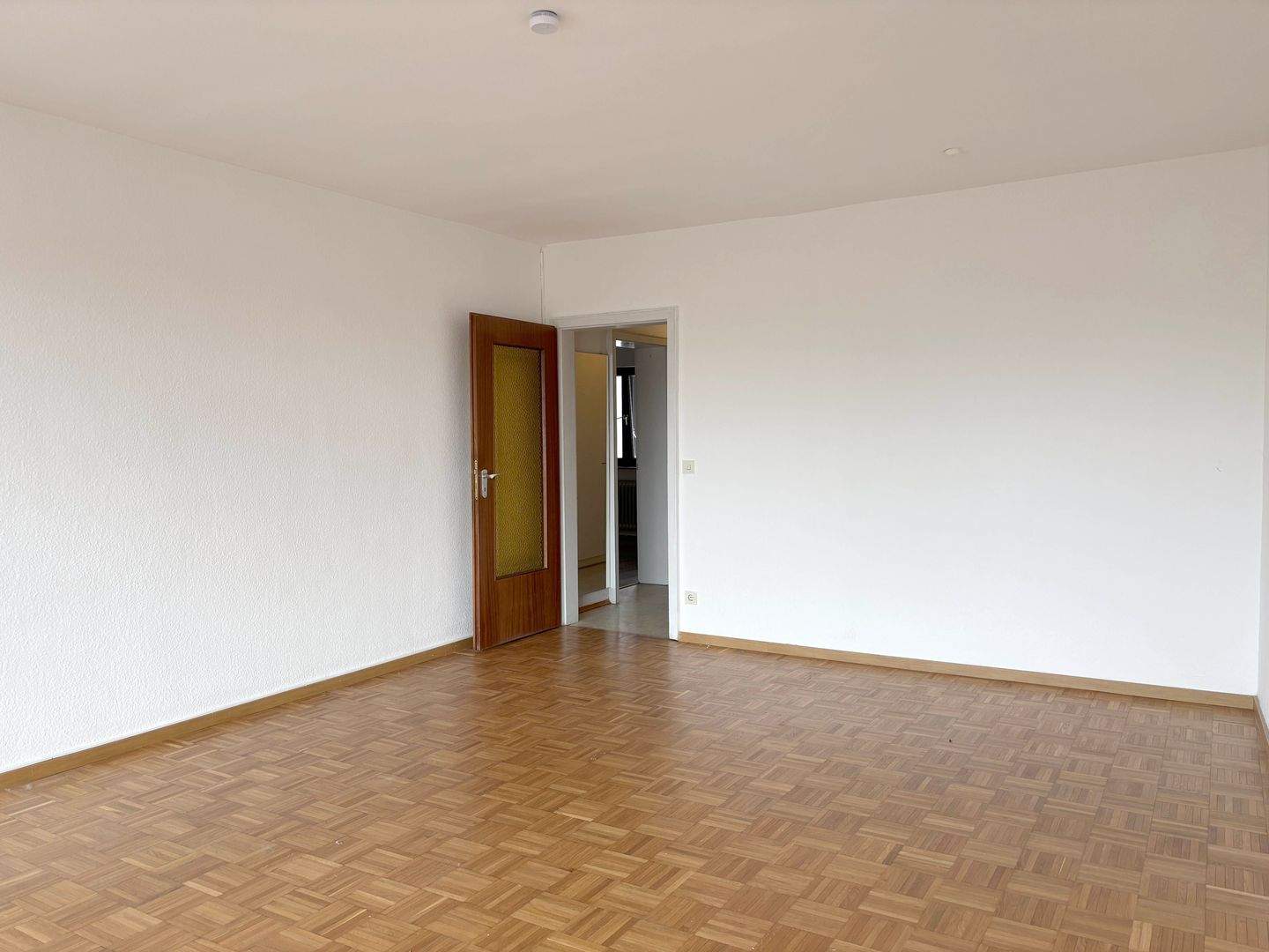 Sofort frei! 2-ZKB-Wohnung mit TG-Stellplatz in zentraler Lage von Heidelberg – Heidelberg – Vorschaubild 9