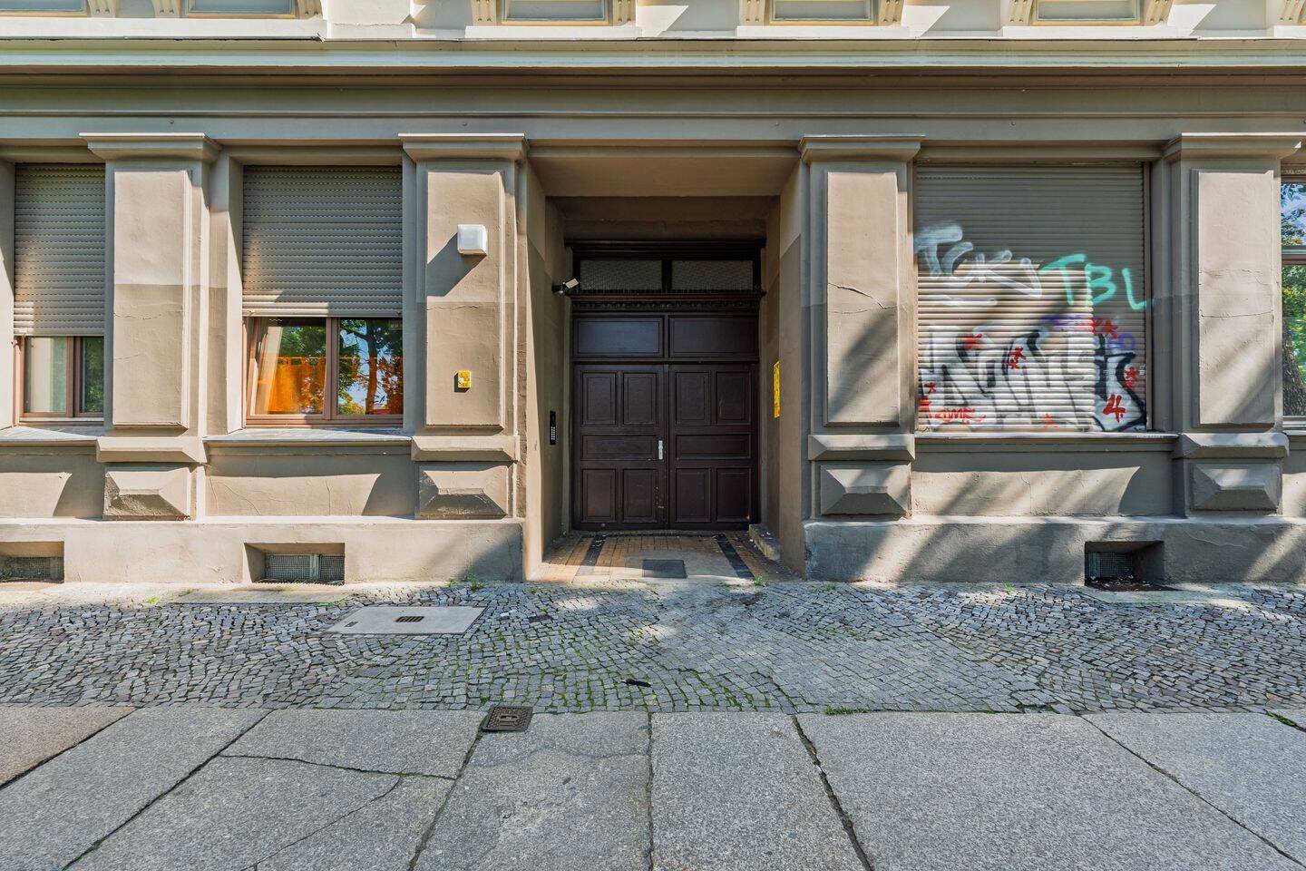 Perfekte Geldanlage - Attraktive Altbauwohnung mit traumhaftem Weitblick auf den Görlitzer Park – Berlin – Vorschaubild 3