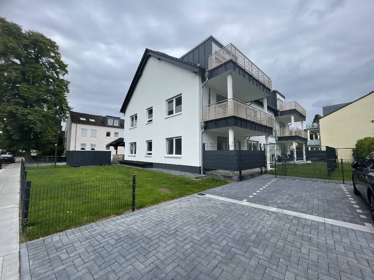 Helle Neubauwohnungen mit 85m², Aufzug und großem Balkon in Troisdorf Zentrum!!