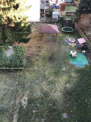 Großzügige 1-Zimmer mit Tageslichtbad in ruhiger Lage! Garten im Hinterhof und EBK mgl. – 9112 Chemnitz – Vorschaubild 4