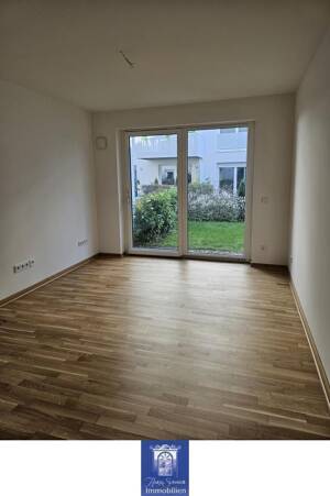 Eindrucksvolle Terrassenwohnung mit EBK in der Dresdner Innenstadt! – 1067 Dresden – Vorschaubild 5