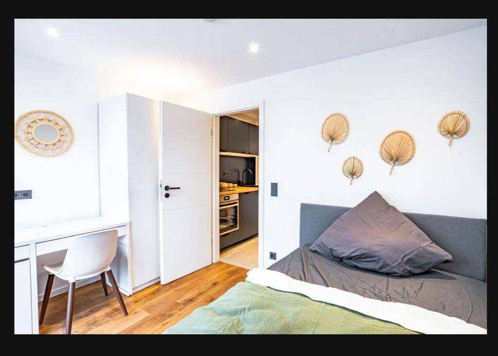 Perfekt für 3 Freunde: Möblierte Wohnung mit Balkon in München – München – Vorschaubild 5
