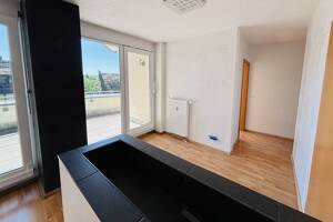 Freie 3/4-Zi-Penthouse-Wohnung in zentraler Lage von Bad Cannstatt – 70372 Stuttgart – Vorschaubild 8