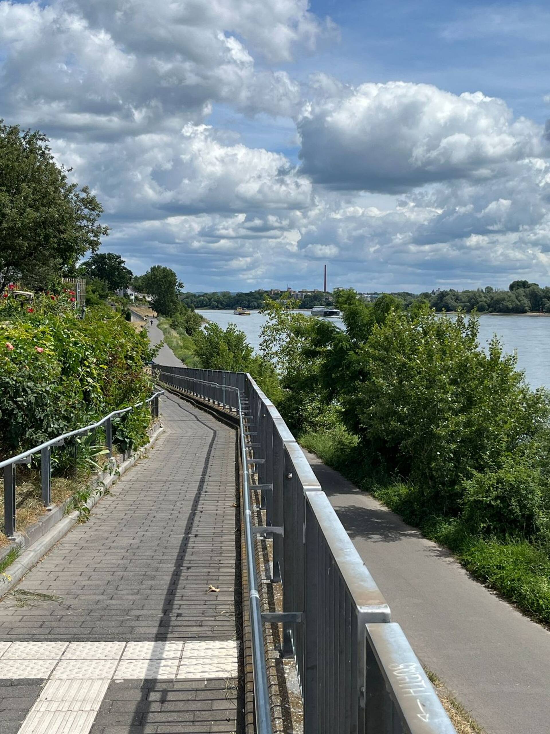 Etagenwohnung in 50999 Köln mit 108 m² kaufen