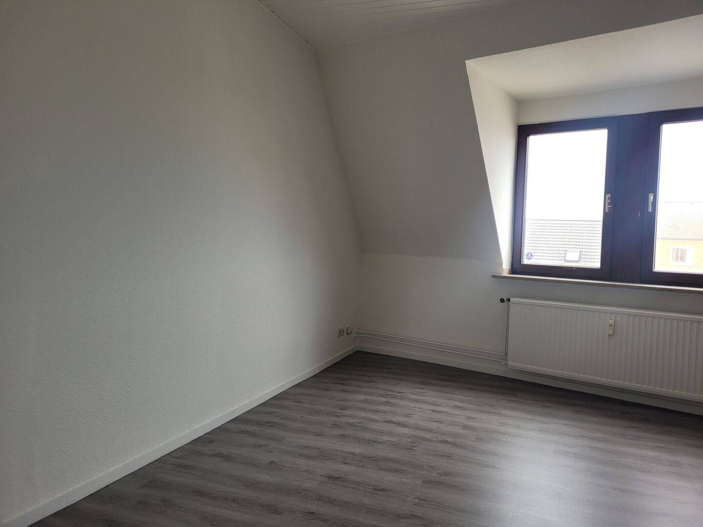 renovierte 2-Zimmer -Wohnung in Uninähe in ruhiger Lage – Flensburg – Vorschaubild 3