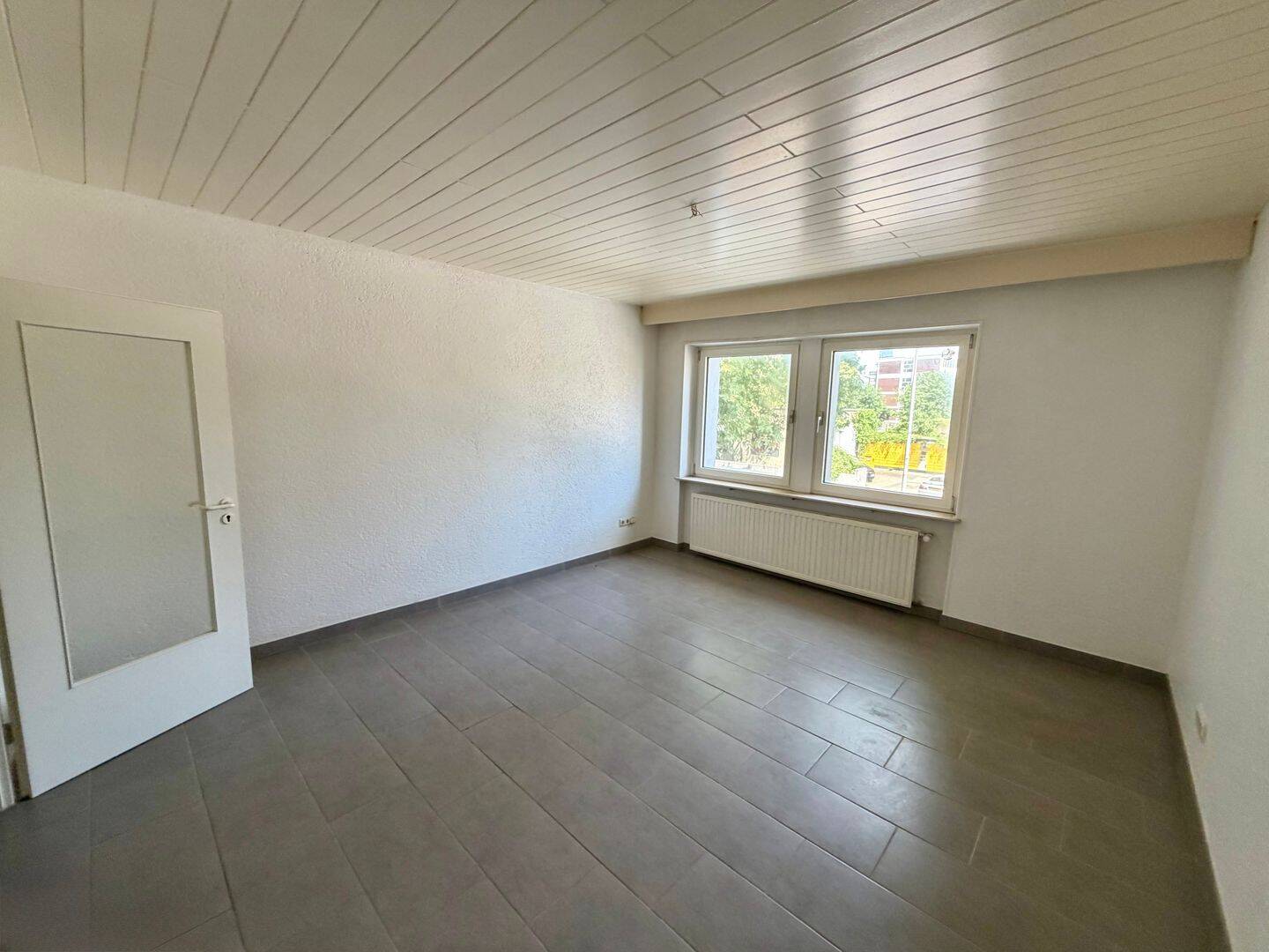 Charmante 2-Zimmer-Wohnung mit Balkon in Alt-Saarbrücken – Saarbrücken – Vorschaubild 4