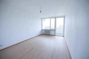 Helle 2,5-Zi. ETW mit Balkon in Erlangen / Wohnung kaufen – 91056 Erlangen – Vorschaubild 4