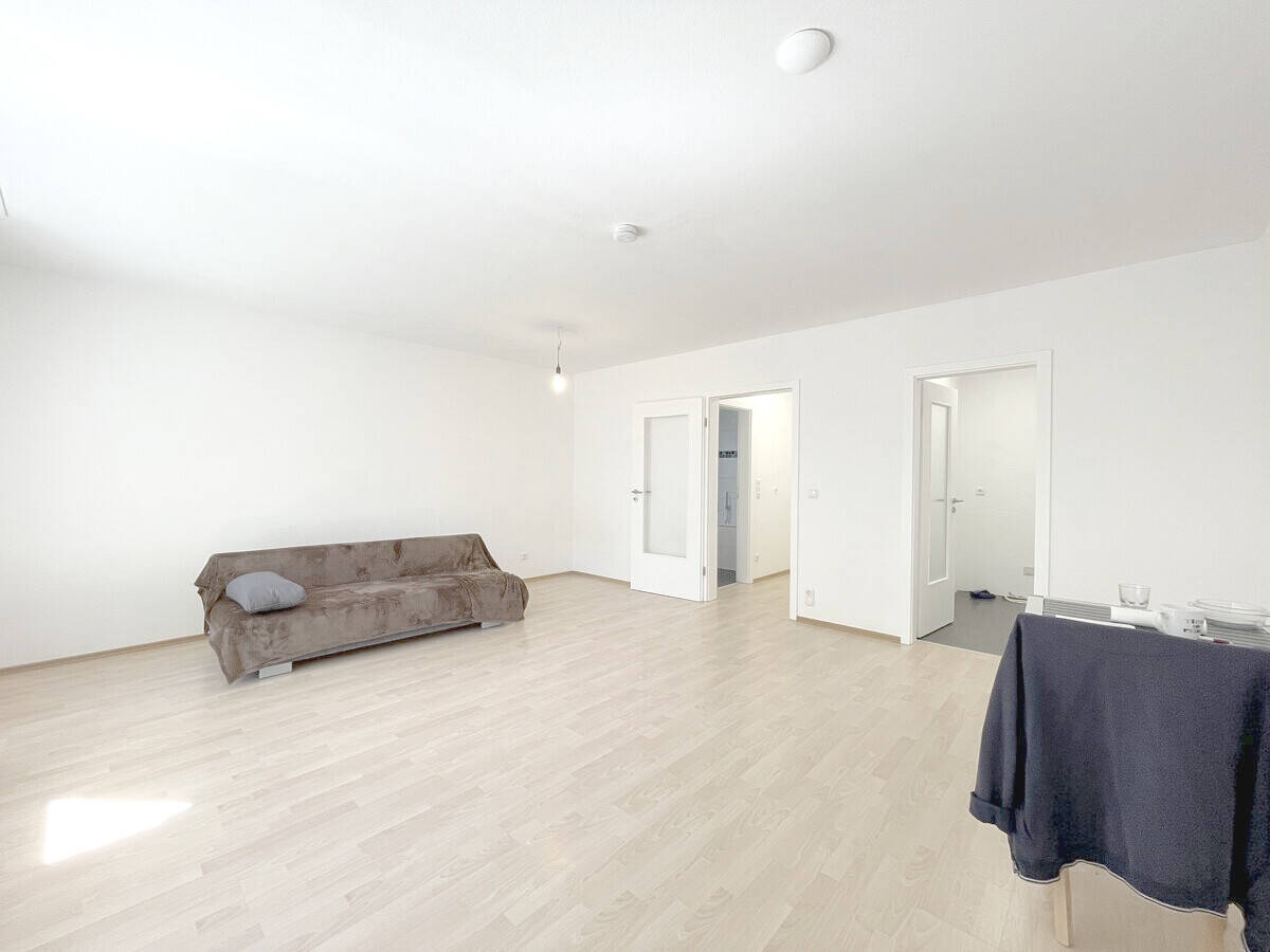 Renovierte 39 m² Süd-Balkon-Whg. + 18 m² Hobbyraum mit Bad & Küche direkt drunter, ruhige Gartenlage – München – Vorschaubild 8