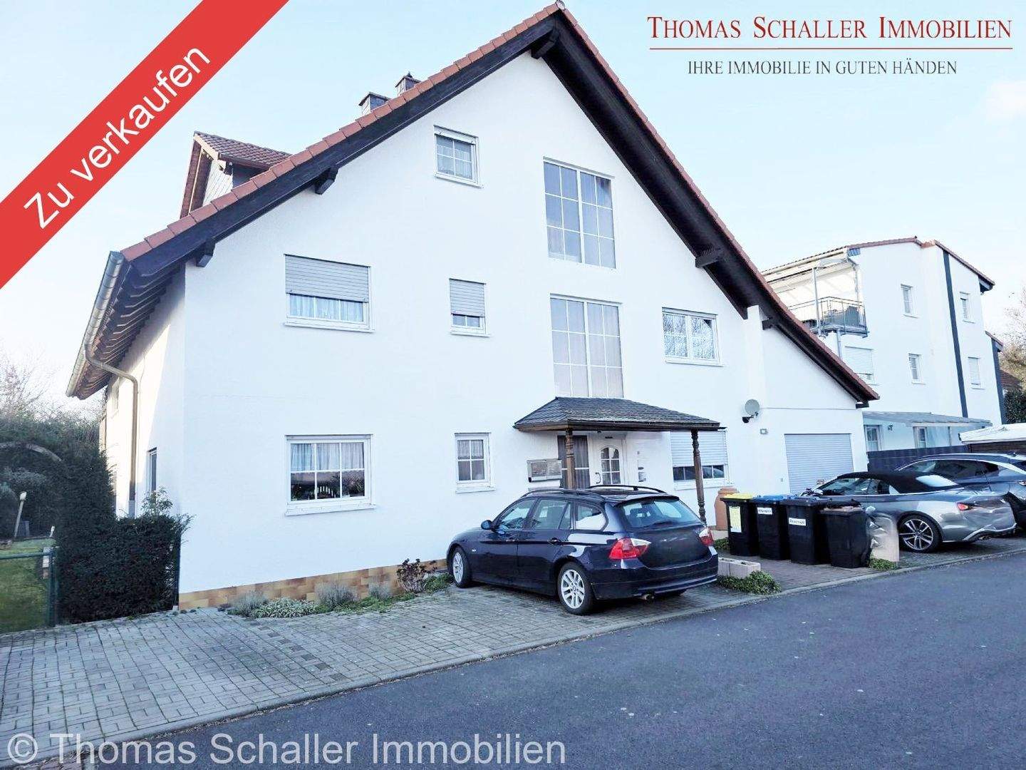 Gepflegtes freistehendes MFH mit 4 Wohneinheiten in begehrter Wohnlage von Bad Vilbel-Dortelweil – Bad Vilbel – Bild 1 von 9