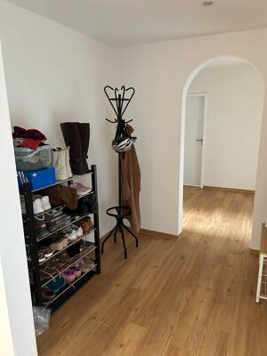 Großzügige 5-Zimmer-Wohnung mit 2 Bädern, Südbalkon und direkter Lage am Meilwald in Sieglitzhof – 91054 Erlangen – Vorschaubild 8
