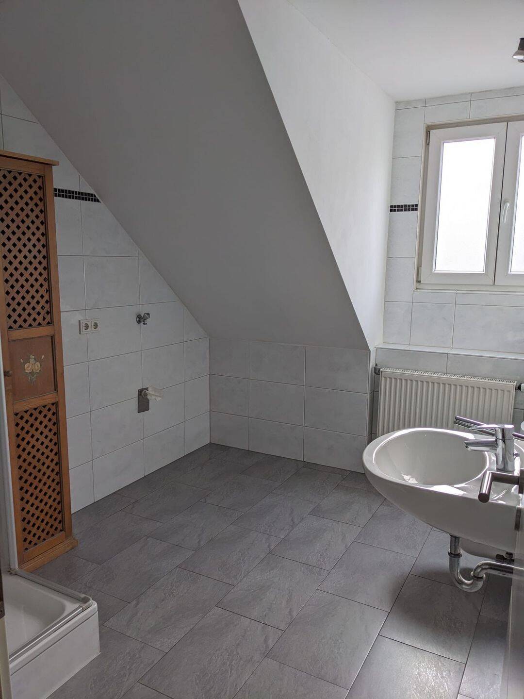 Schöne und helle 2 ZKB Stadtwohnung in 66111 Saarbrücken zu vermieten – Saarbrücken – Vorschaubild 7