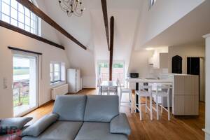 WG-Traum - nicht nur für Sportler! Exklusive möblierte 7-Zimmer-Wohnung – 27572 Bremerhaven – Vorschaubild 3