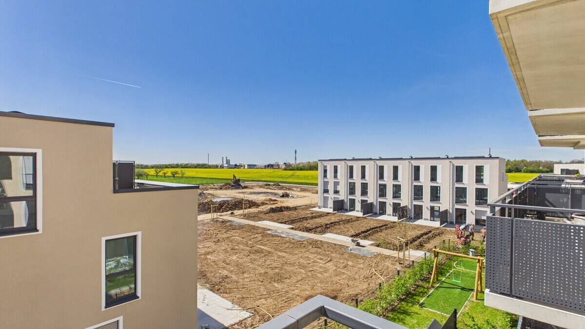 Wohnen, das begeistert: 4-Zimmer-Wohnung der Stefan Frey AG – 51145 Köln – Bild 1 von 9