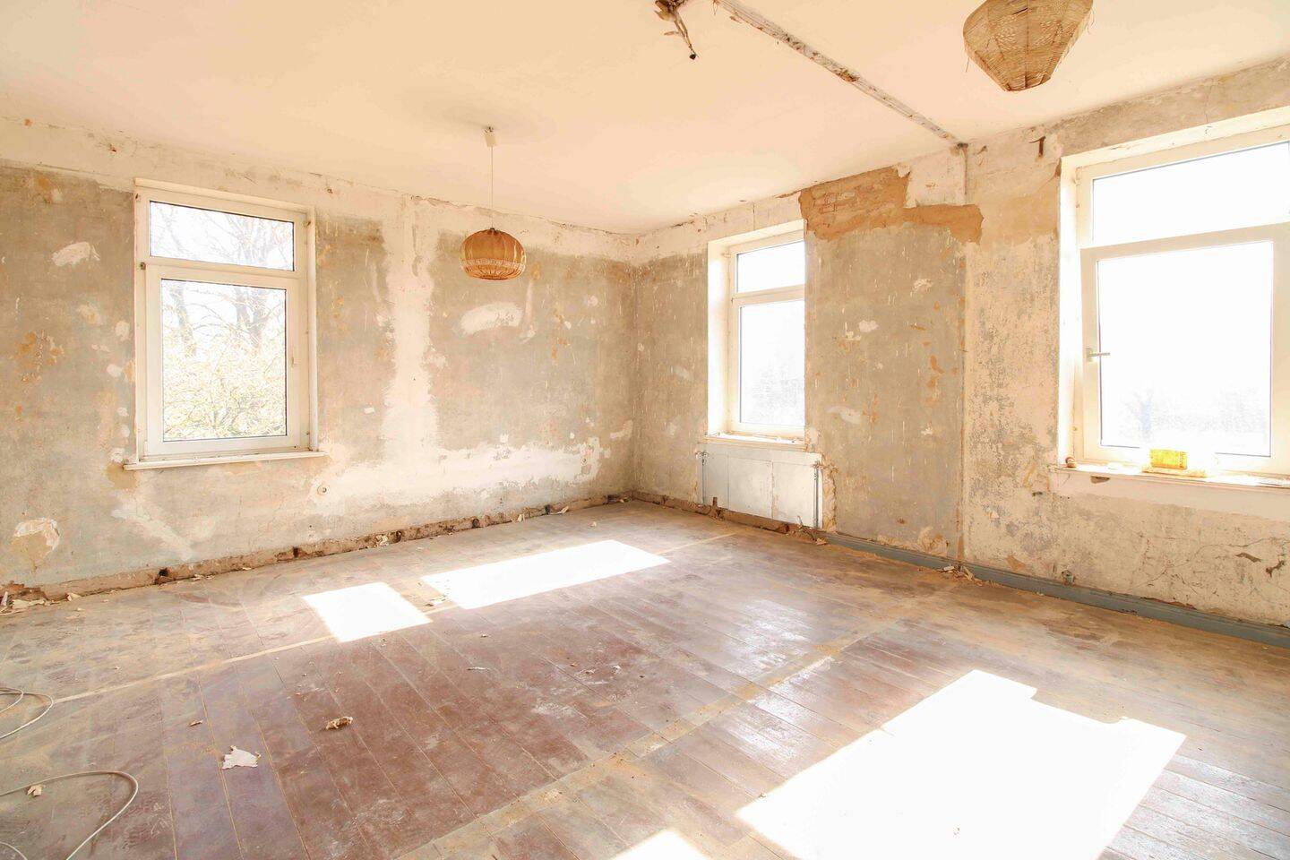 Repräsentatives Bauernhaus mit Sanierungsbedarf in Familienfreundlicher Lage – Bad Nenndorf – Vorschaubild 6