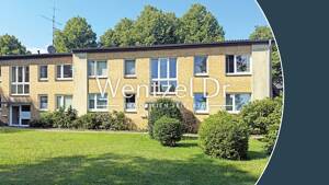 Sanierungsbedürftige 2-Zimmer-Wohnung mit Balkon und Garage: Gestalten Sie Ihr neues Zuhause nach Ihren eigenen Vorstellungen - Wentzel Dr.
